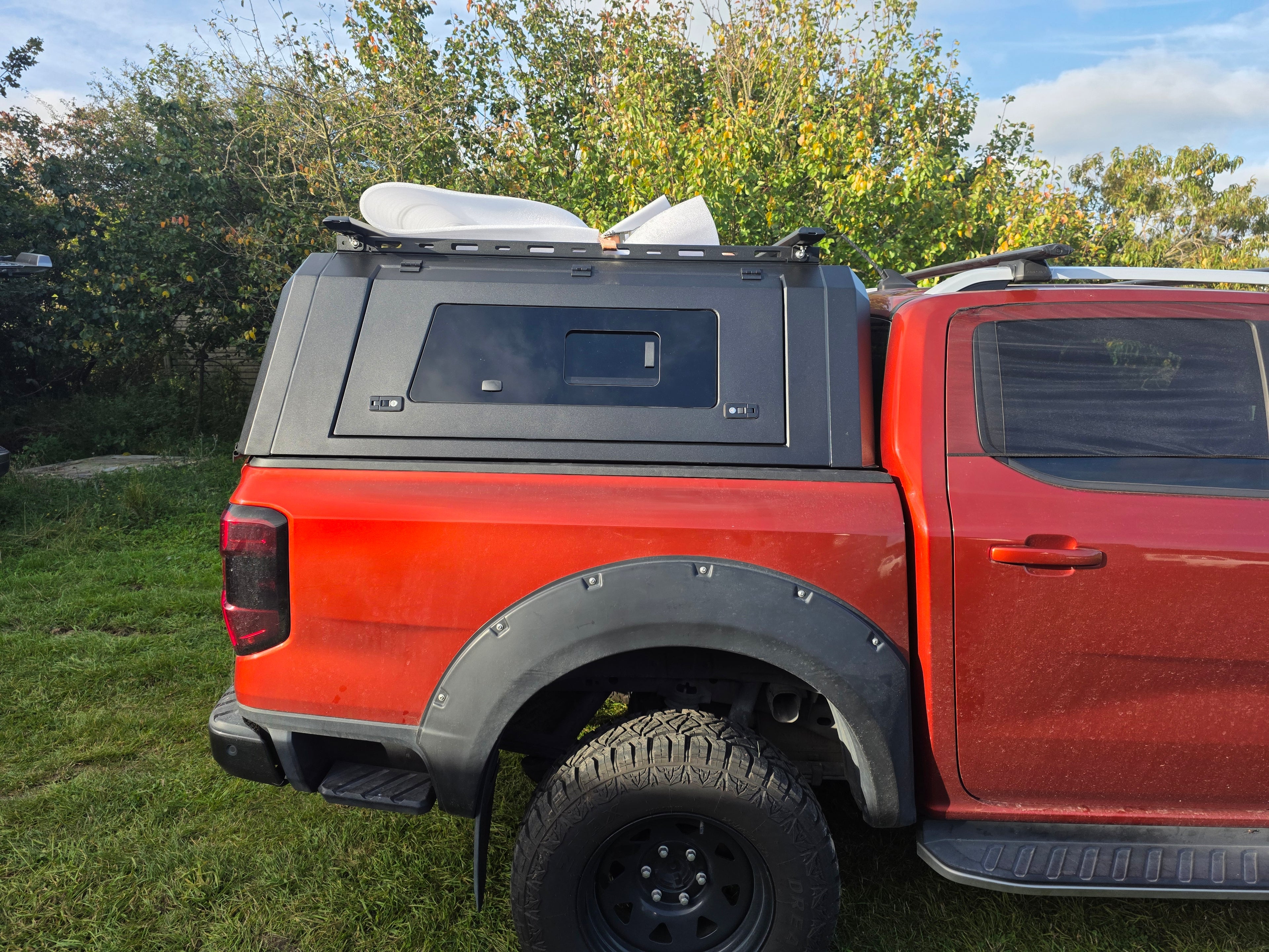 Volkswagen Amarok Aluminium Canopy Glass side doors